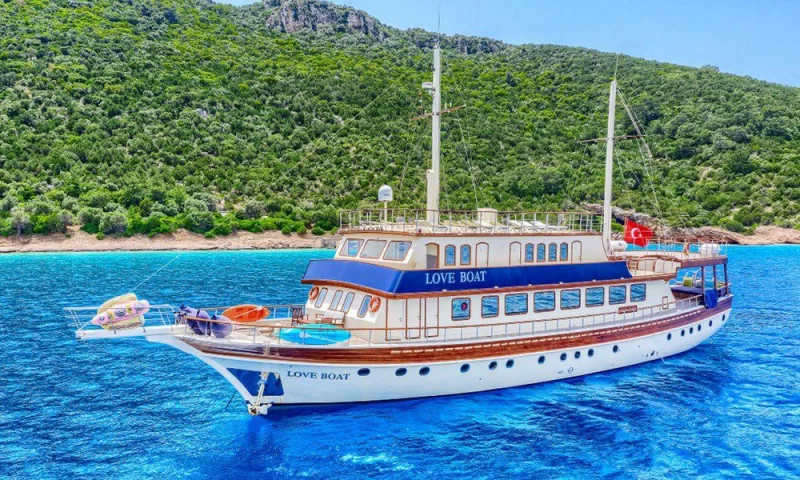 Love Boat Charter