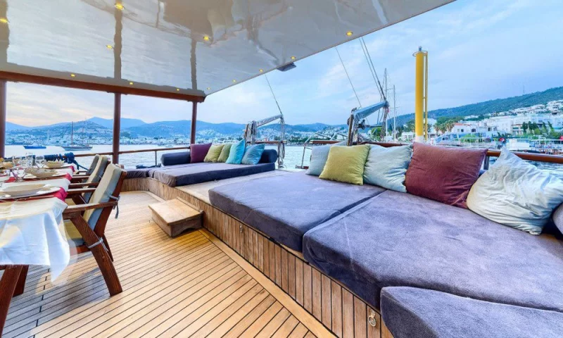 Love Boat Charter