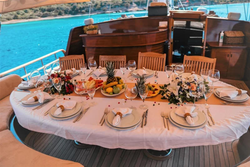 Wicked Felina Charter